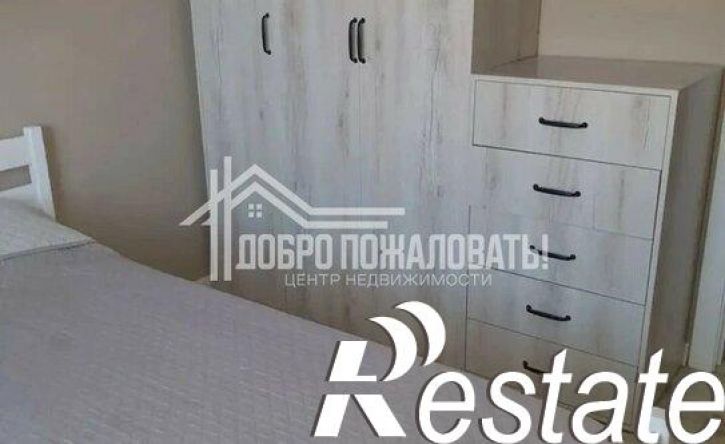 3-комн квартира улица Торосова, 8,  д. 8