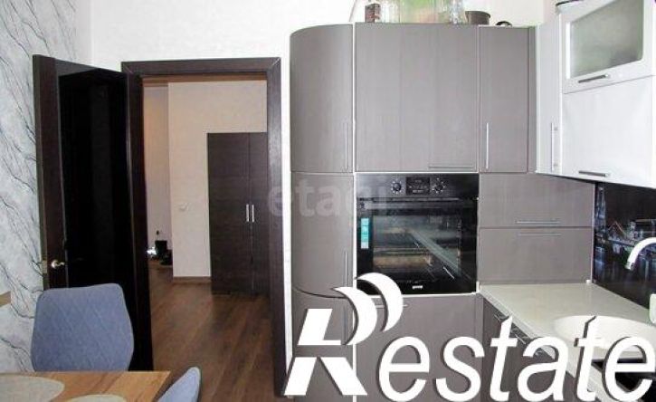 3-комн квартира улица Авиаторов, 16,  д. 16