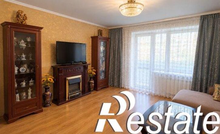 4-комн квартира улица Крылова, 100,  д. 100