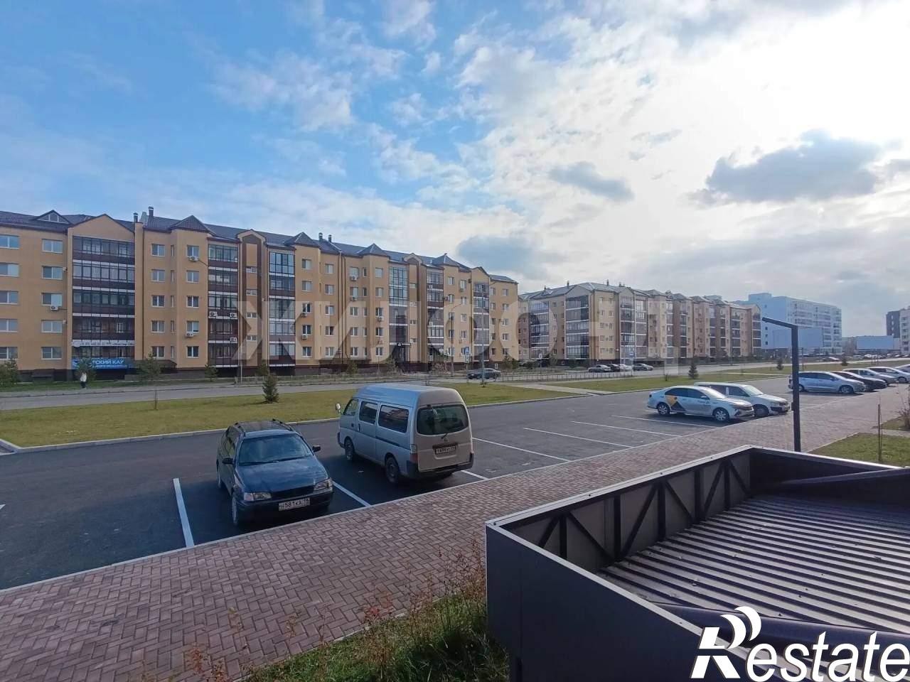Купить квартиру за 5 100 000 рублей на Авиаторов ул., д.1Е