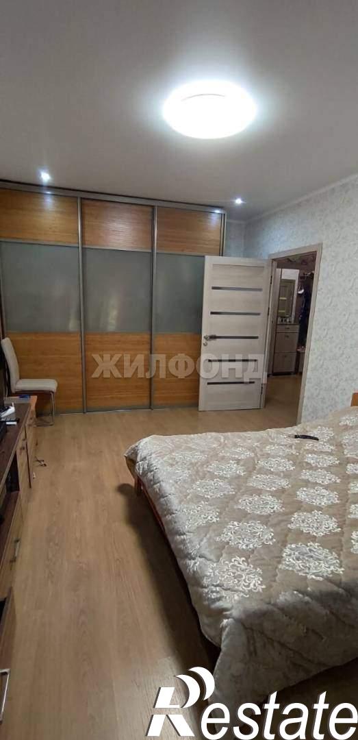 Купить квартиру за 7 698 000 рублей на Дружбы Народов проспект, д.52
