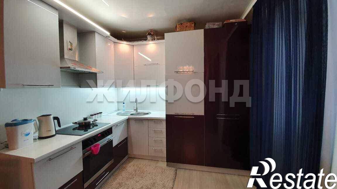 Купить квартиру за 12 000 000 рублей на Крылова ул., д.112