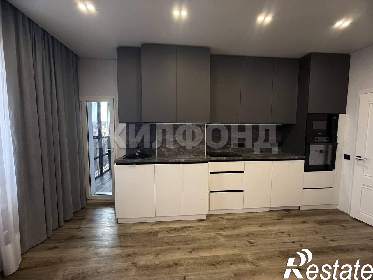 Купить квартиру за 12 500 000 рублей на Комарова ул., д.7А