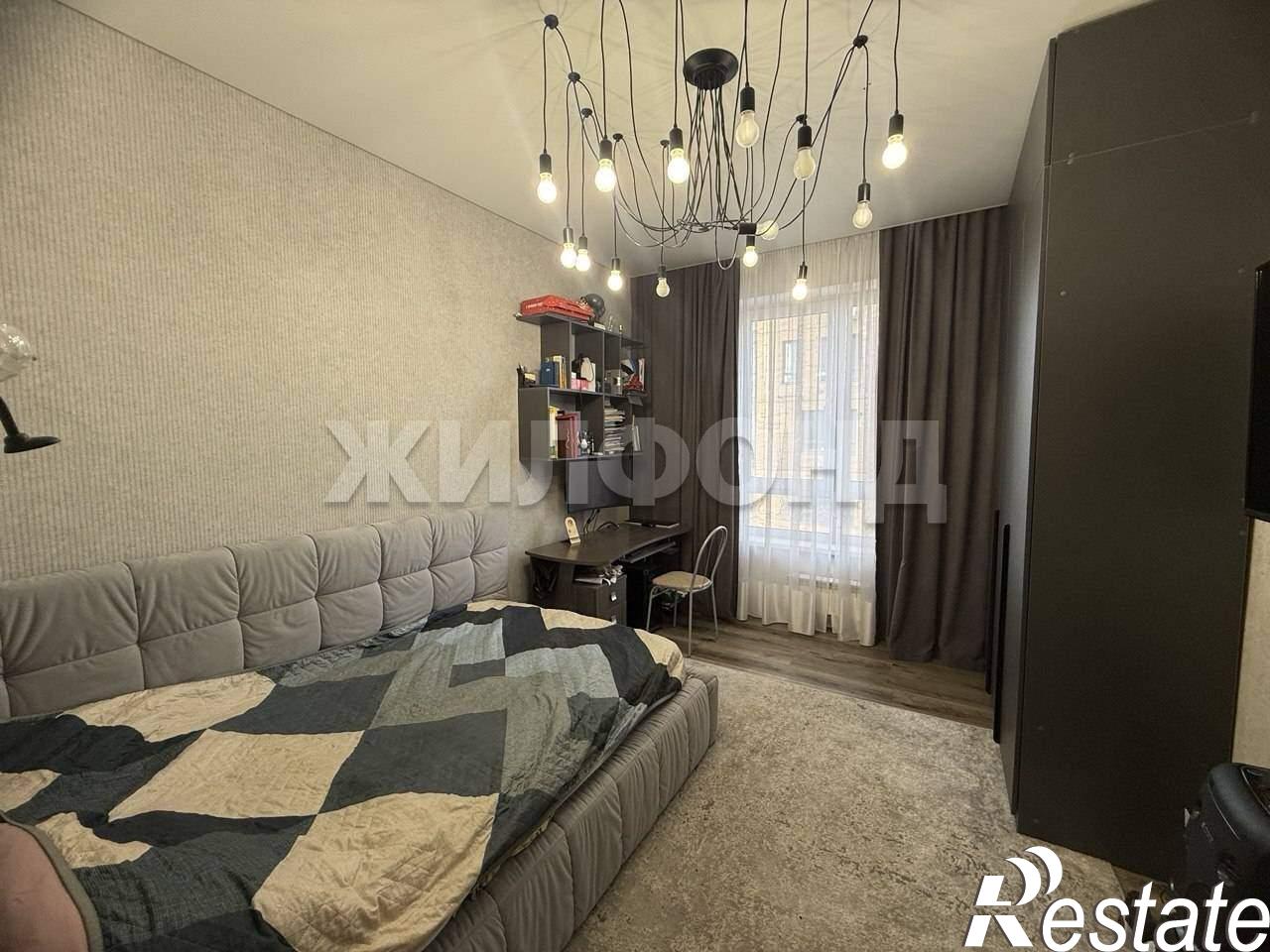 Купить квартиру за 12 500 000 рублей на Комарова ул., д.7А
