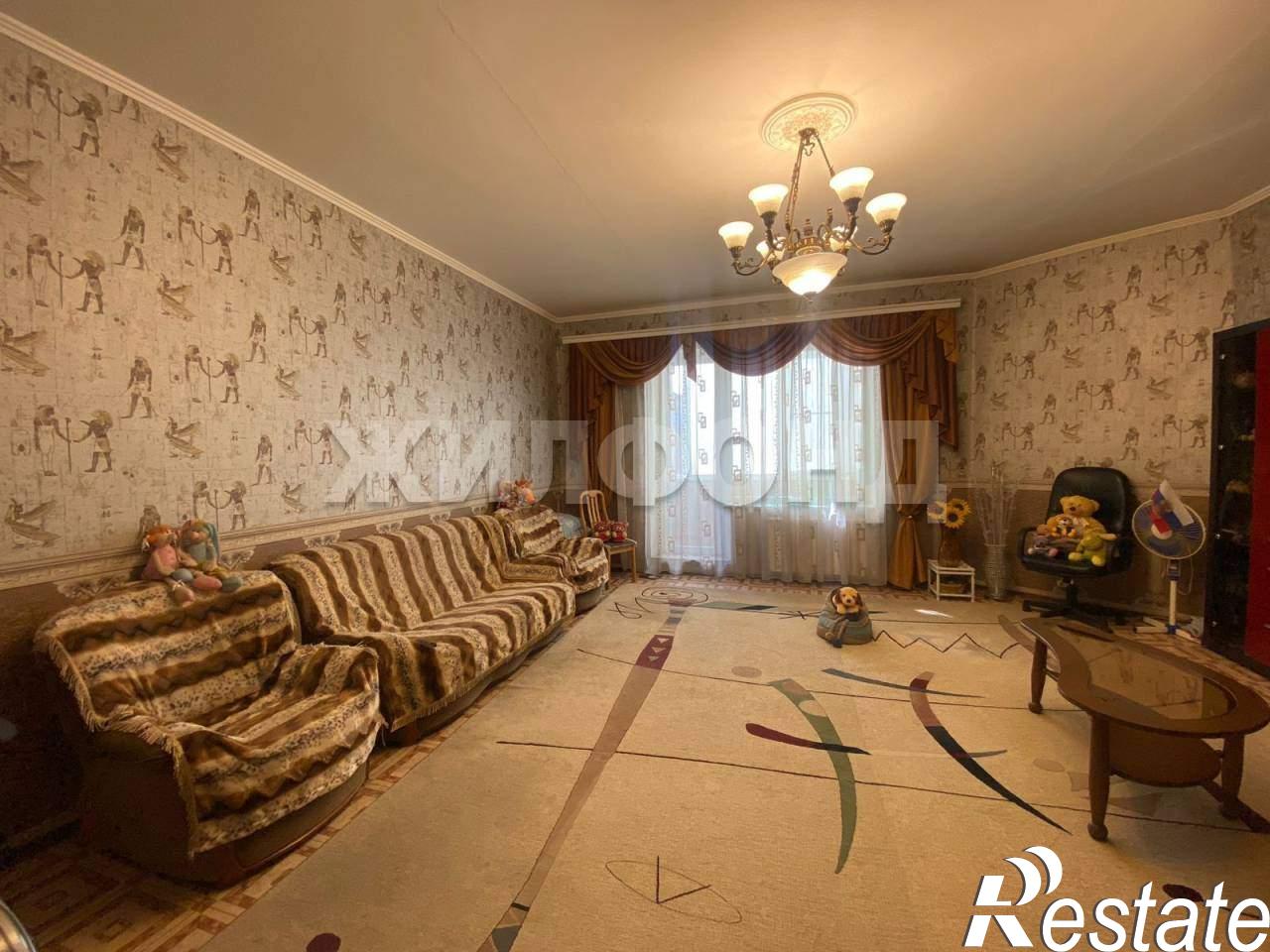Купить квартиру за 20 000 000 рублей на Вяткина ул., д.33а