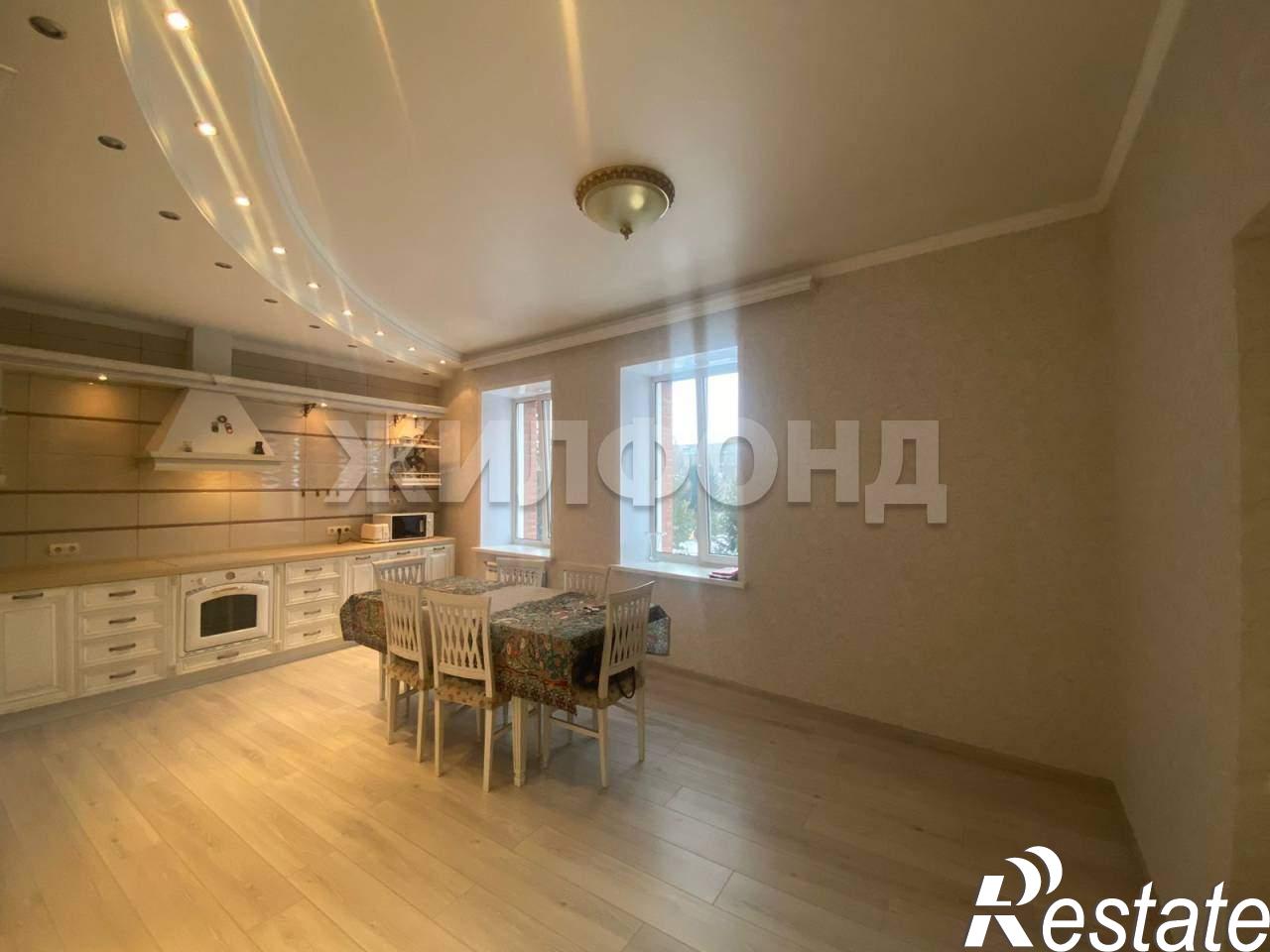 Купить квартиру за 15 000 000 рублей на Карла Маркса ул., д.44