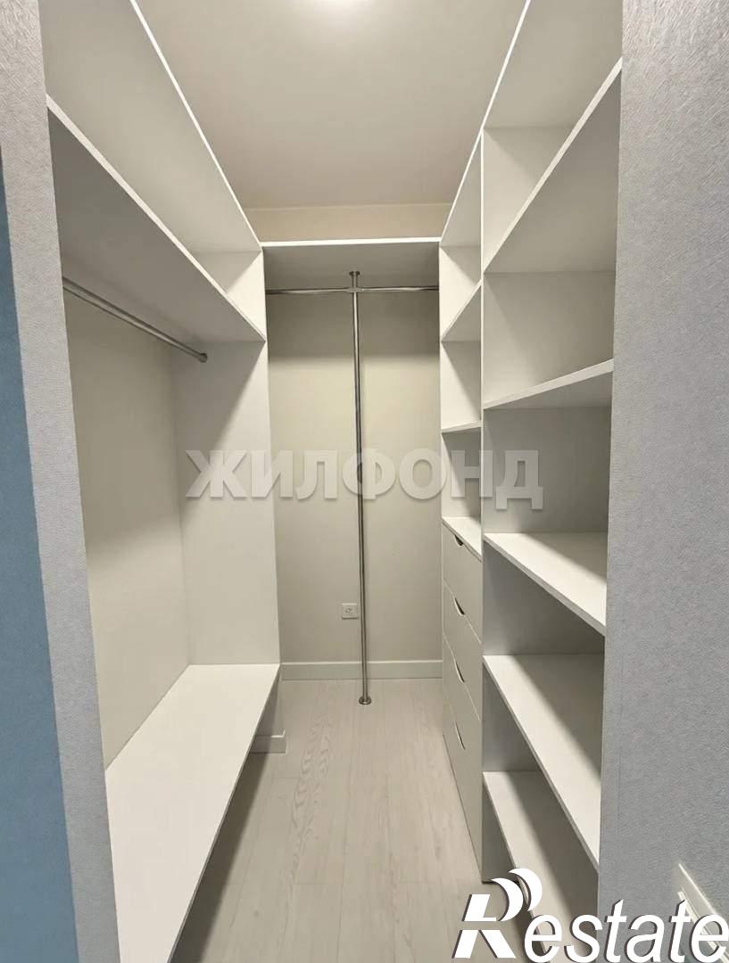 Купить квартиру за 12 990 000 рублей на Генерала Тихонова ул., д.2