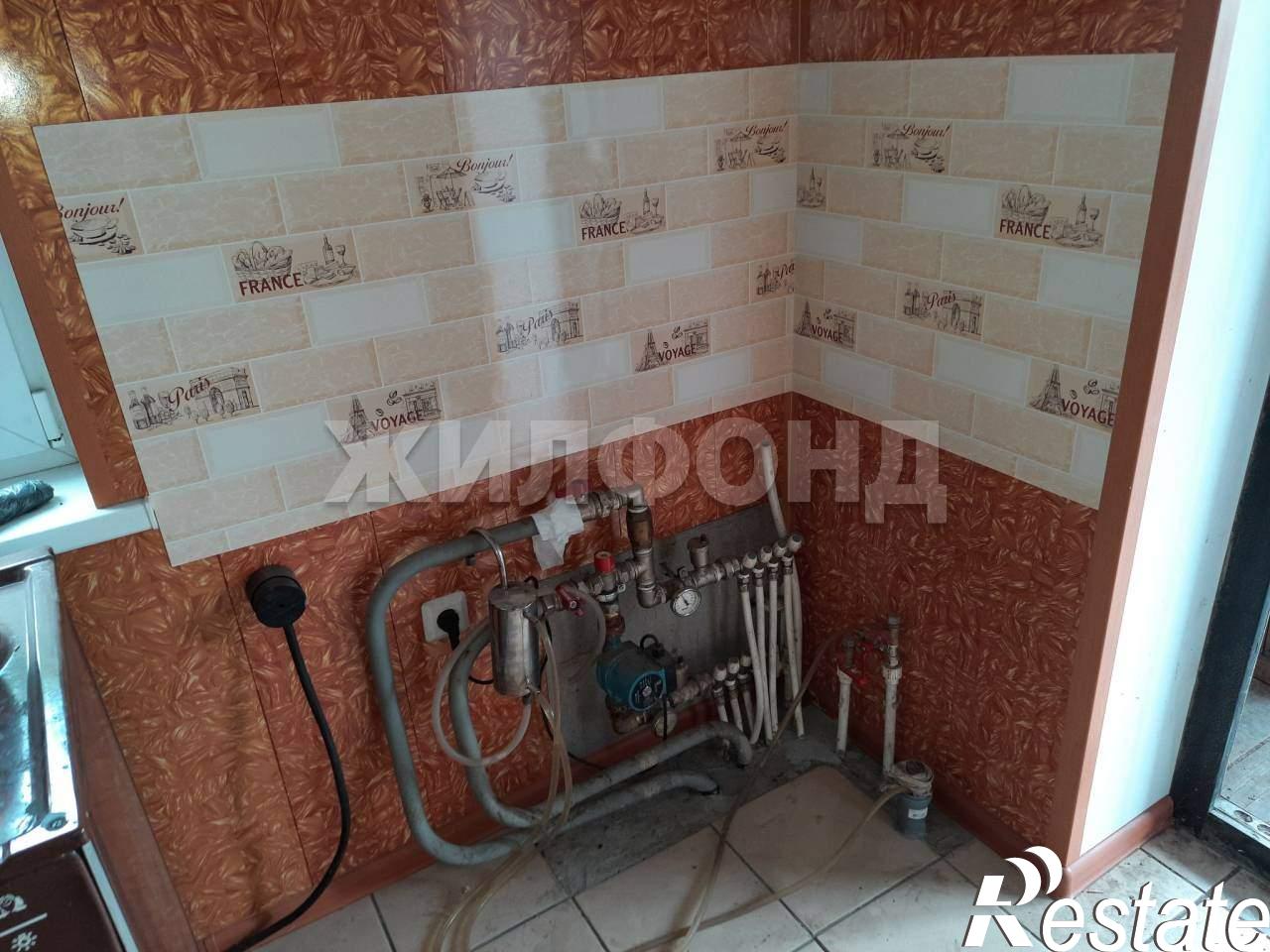 Купить дачу, дом, коттедж за 11 200 000 рублей на Чертыгашева ул., д.37