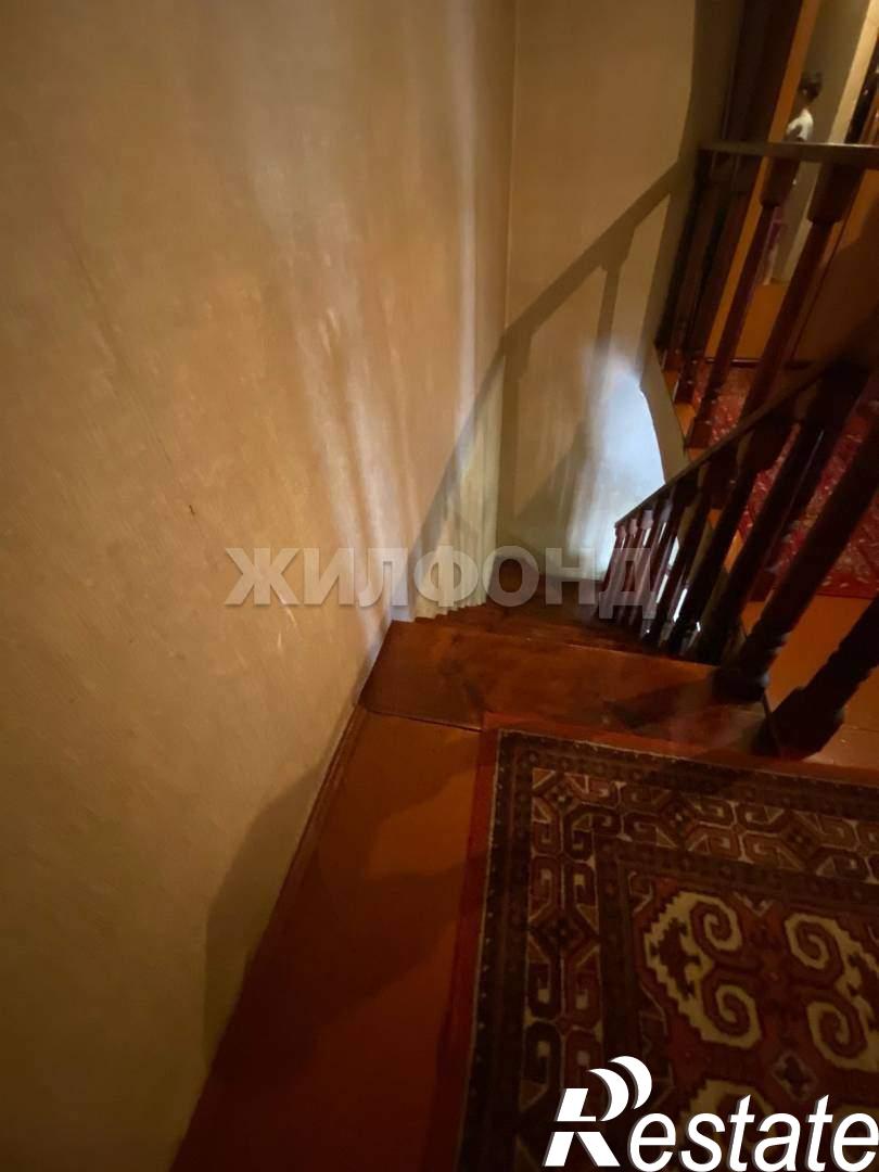 Купить дачу, дом, коттедж за 10 500 000 рублей на Саянская ул.