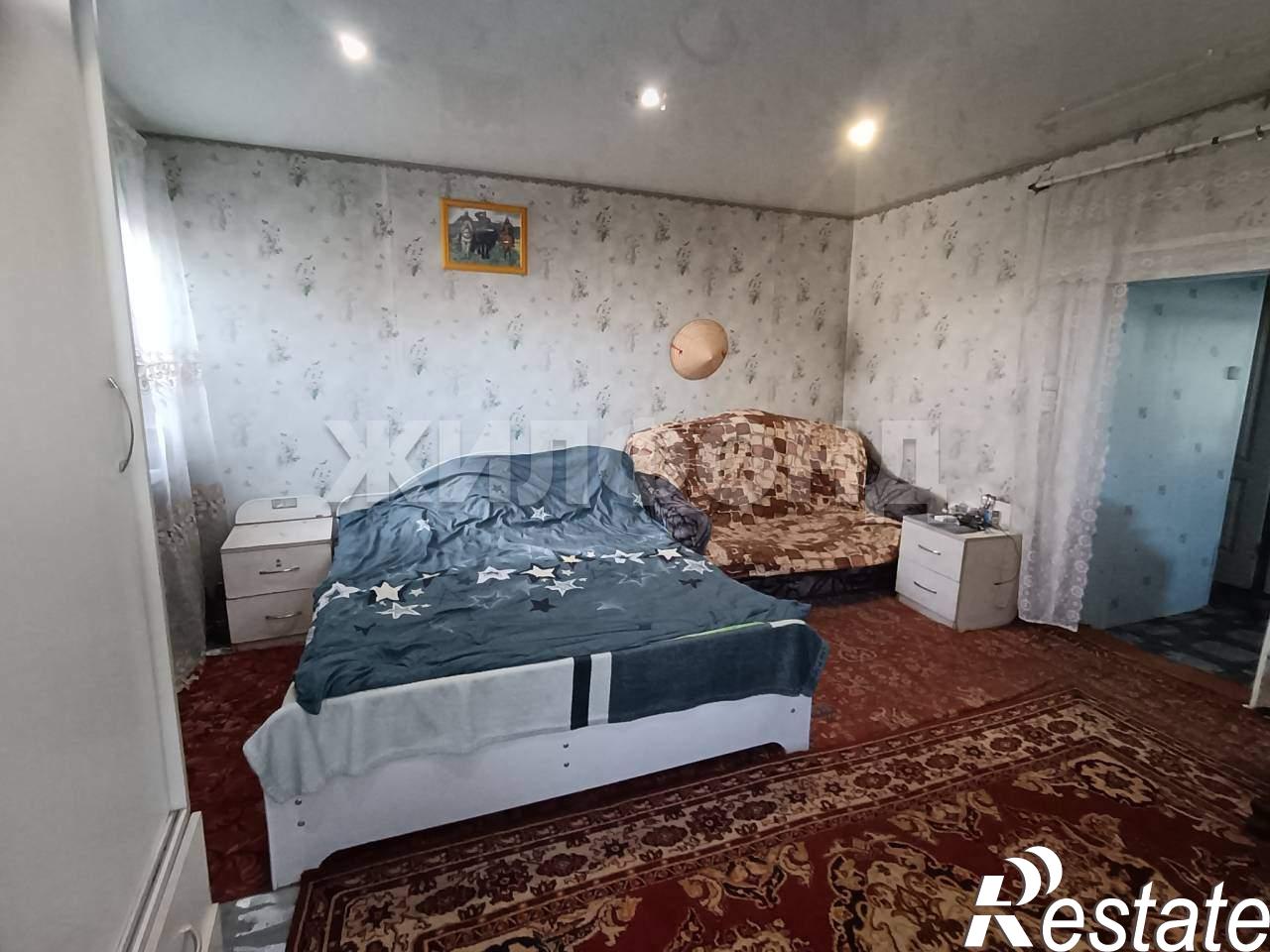Купить дачу, дом, коттедж за 3 300 000 рублей на Крылова ул.