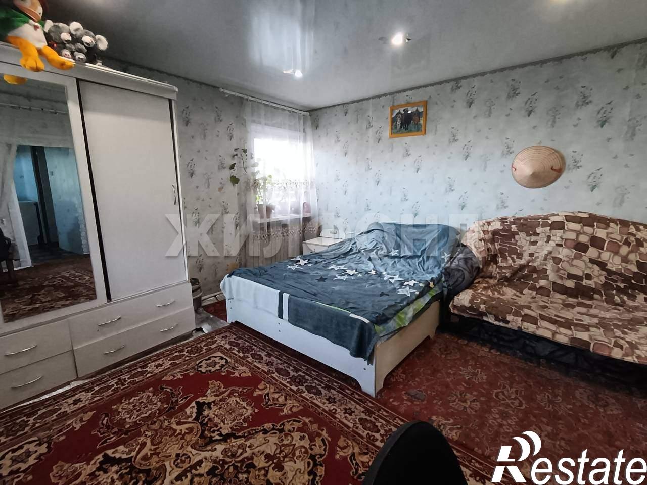 Купить дачу, дом, коттедж за 3 300 000 рублей на Крылова ул.