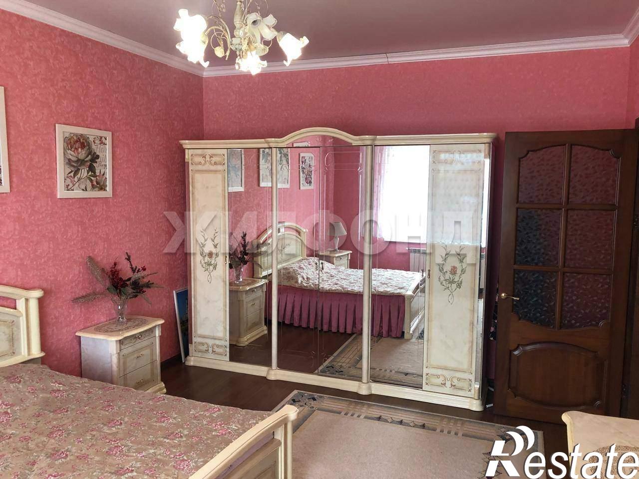 Купить дачу, дом, коттедж за 21 397 000 рублей на Вольная ул.