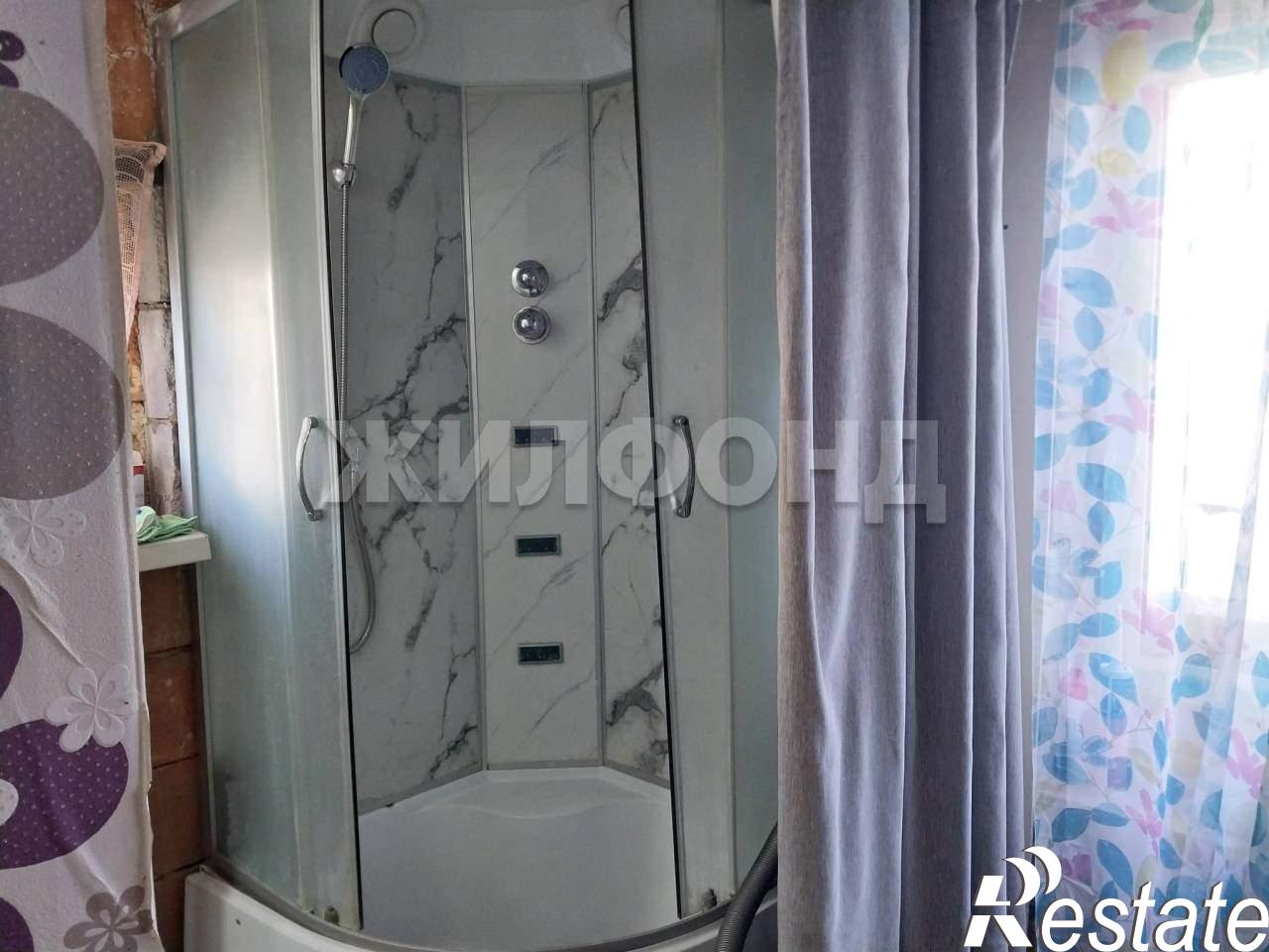 Купить дачу, дом, коттедж за 2 300 000 рублей на Болотная ул., д.4
