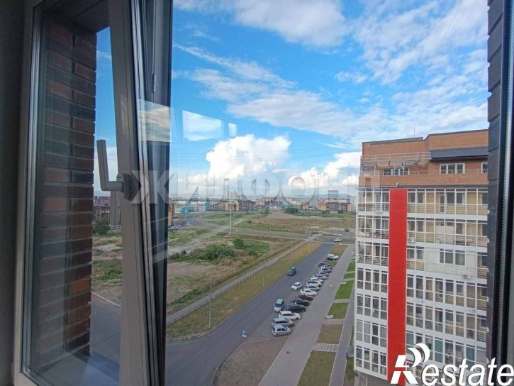 3-комн квартира Генерала Тихонова ул., д.7