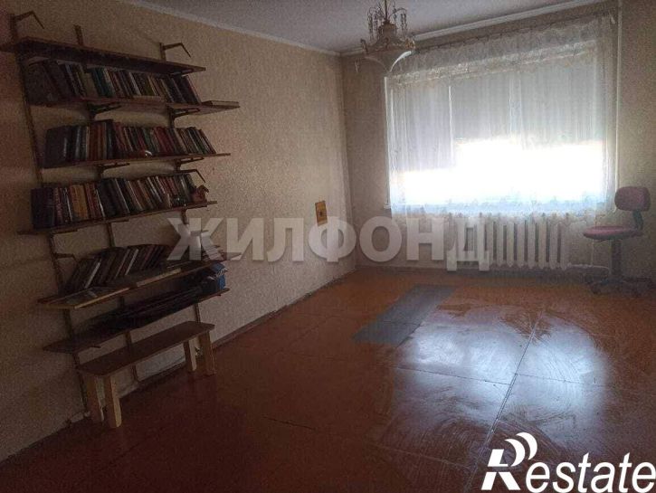 3-комн квартира Пирятинская ул., д.17