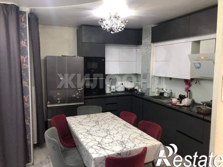 3-комн квартира Кирова ул., д.118