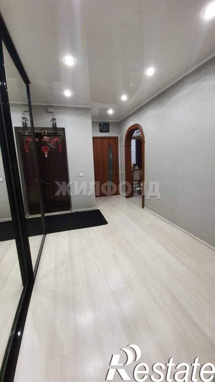 3-комн квартира Крылова ул., д.112