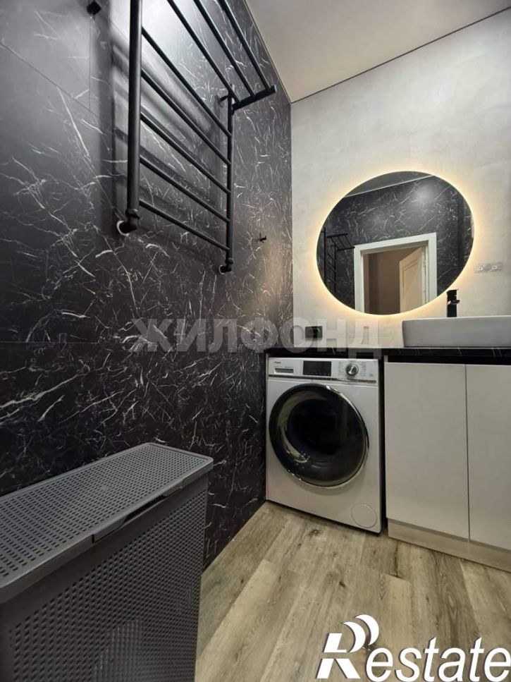3-комн квартира Комарова ул., д.7А