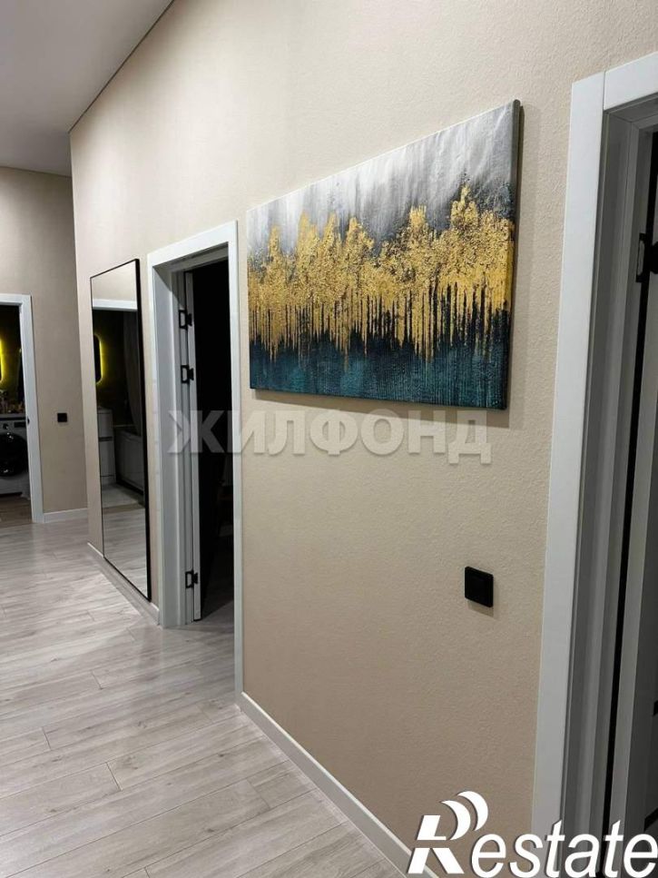 3-комн квартира Комарова ул., д.5/2