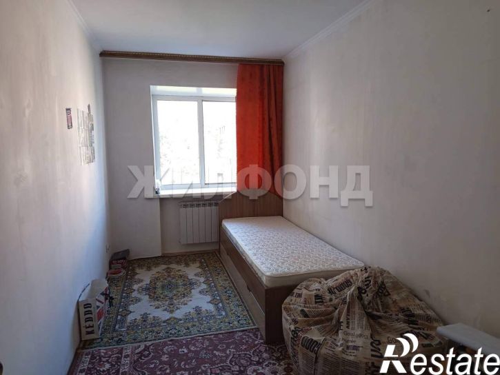 3-комн квартира Ленина проспект, д.36