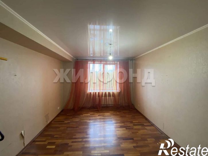 3-комн квартира Дружбы Народов проспект, д.40