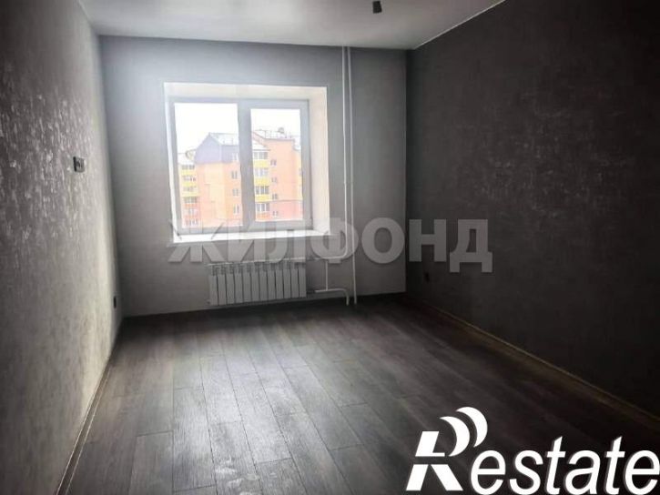 3-комн квартира Генерала Тихонова ул., д.6