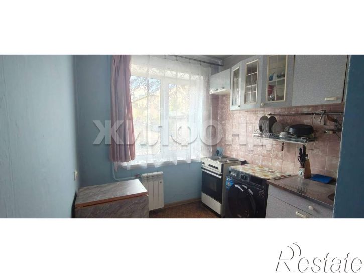 3-комн квартира Пирятинская ул., д.17