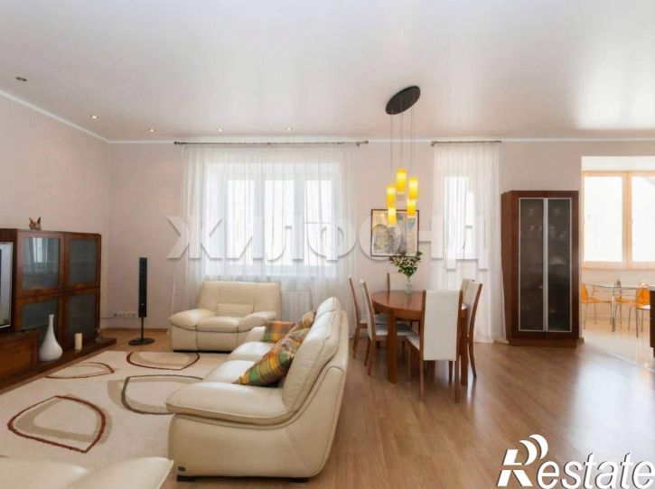 3-комн квартира Чехова ул., д.56