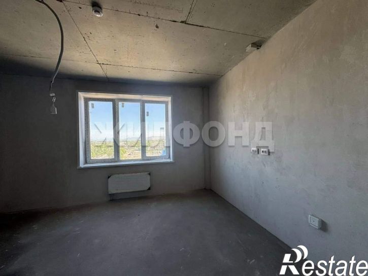 3-комн квартира Генерала Тихонова ул., д.1
