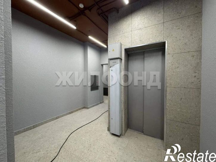 3-комн квартира Генерала Тихонова ул., д.1