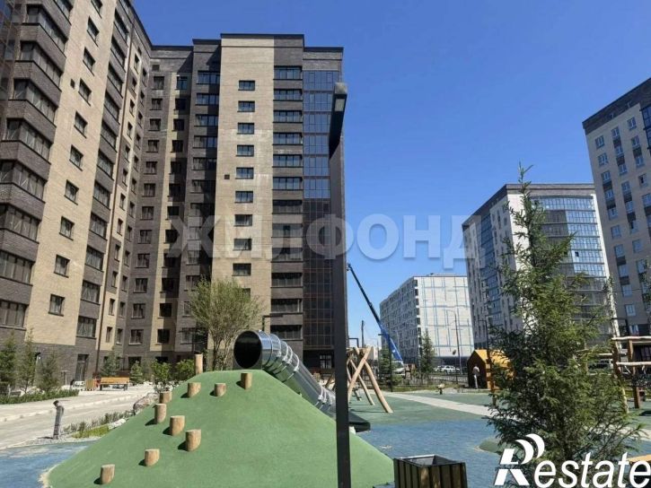 3-комн квартира Генерала Тихонова ул., д.1
