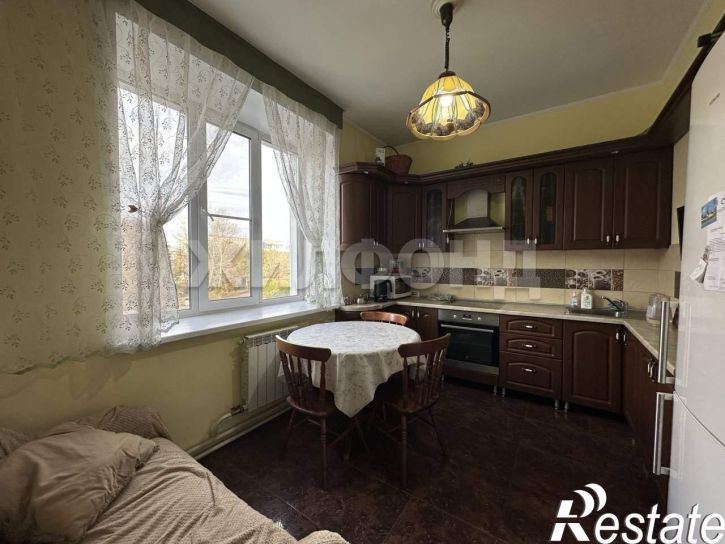 3-комн квартира Стофато ул., д.5Д