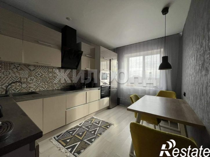 3-комн квартира Маршала Жукова ул., д.89