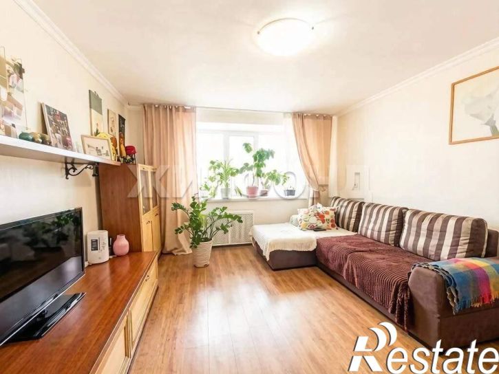 4-комн квартира Тельмана ул., д.143