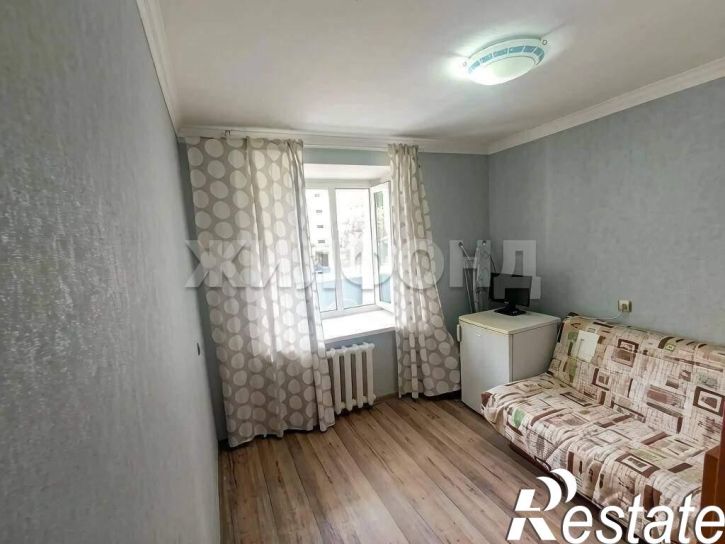 4-комн квартира Тельмана ул., д.143