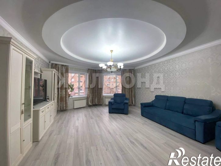 4-комн квартира Карла Маркса ул., д.44