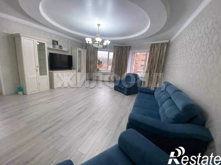 4-комн квартира Карла Маркса ул., д.44