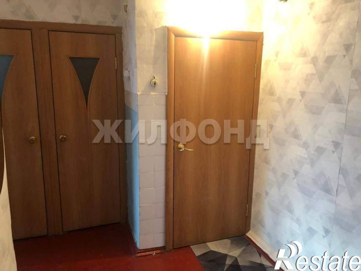 4-комн квартира Пирятинская ул., д.22