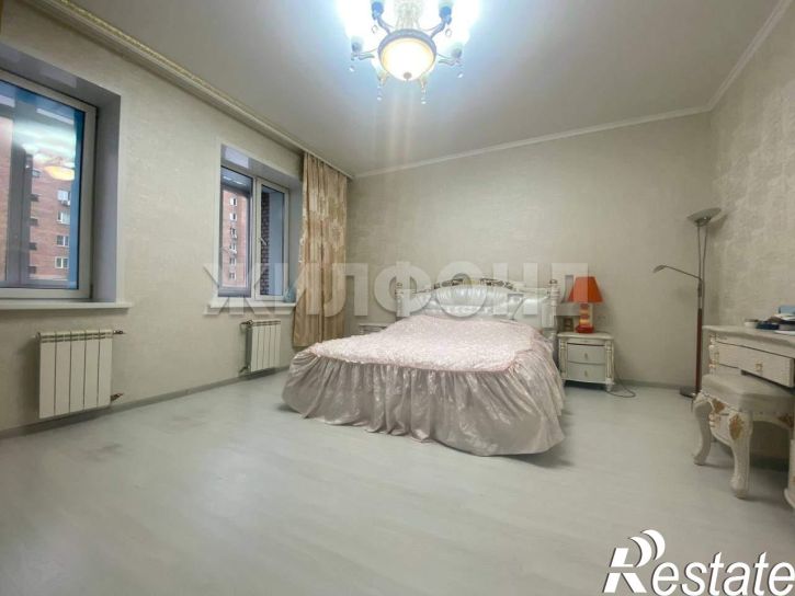 4-комн квартира Карла Маркса ул., д.44