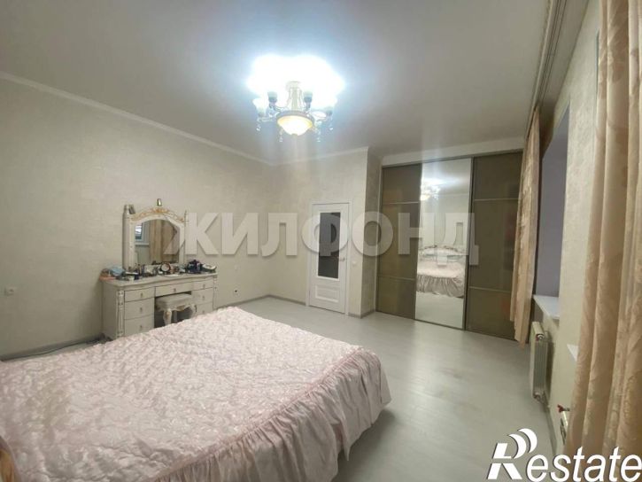 4-комн квартира Карла Маркса ул., д.44