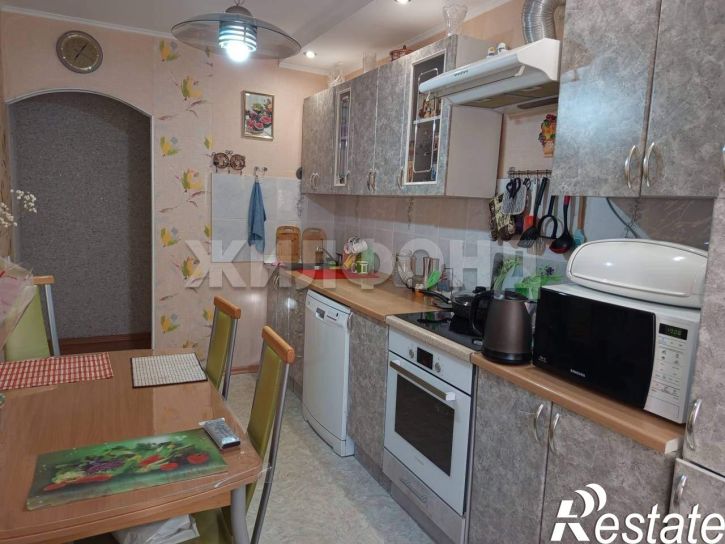 4-комн квартира Пирятинская ул., д.30