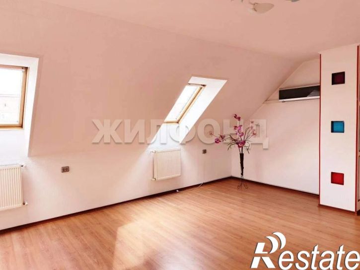 5-комн квартира Чехова ул., д.116