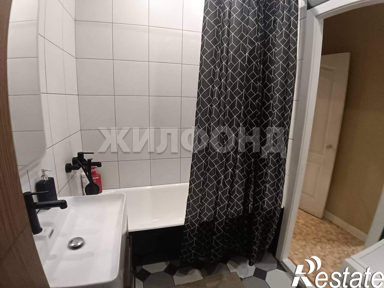 Купить квартиру за 4 700 000 рублей на Дружбы Народов проспект, д.52